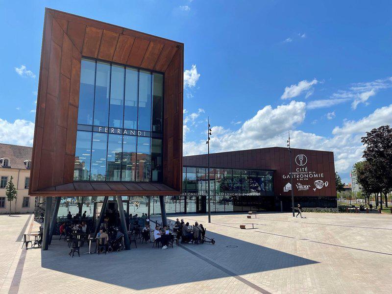 AF9F988481A7AA68717825CD8726FDDC