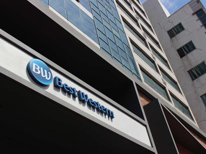 CBD42E1CA2C742E129415DF325ACA3B8