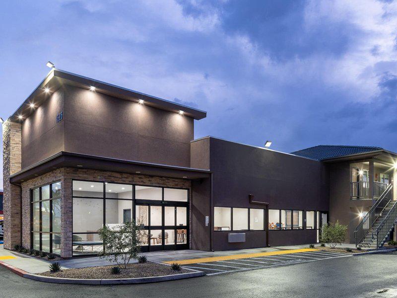 DDD598F18BA06E3547D14033184769BE