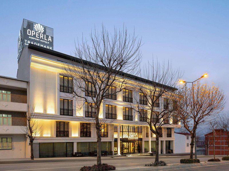 BE17F04D2F1F4854F531833A66DADD44