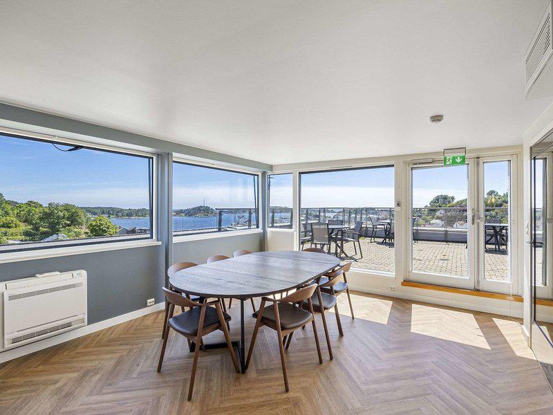 5739213DB98E77F3CB4D9C6E10B3532F