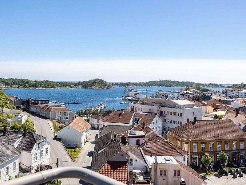 C4AF762F948A137E9A24A7FECE3BB238