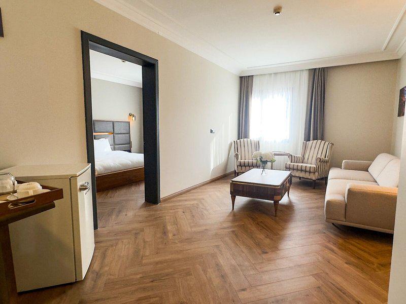 8C6DE0490324AA8F7BB5F9ADACAB469E