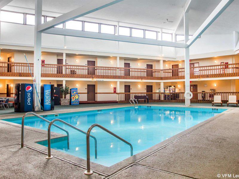 F4FB4F120371309E7123BB9C6DBA7000