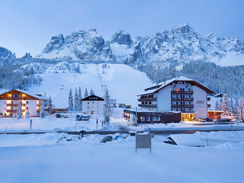 4BD0B4042130853E0E3523B130A468E8