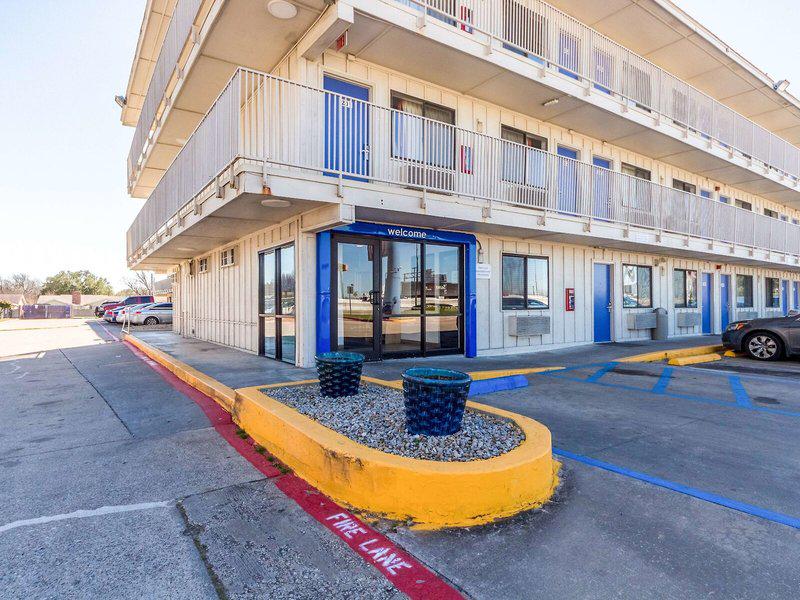 EA730F3267BA1035A8CD72D26C11AC35