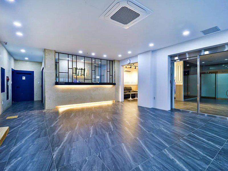 BCFA95117C39637FE95BED0AF0C0484E