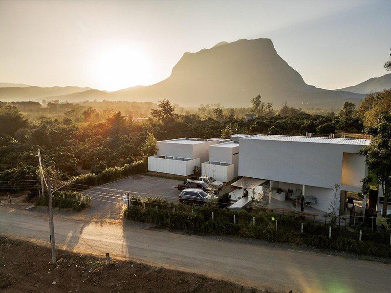 34D0ADD4CA66FC99B4FCF55BBC24BF30