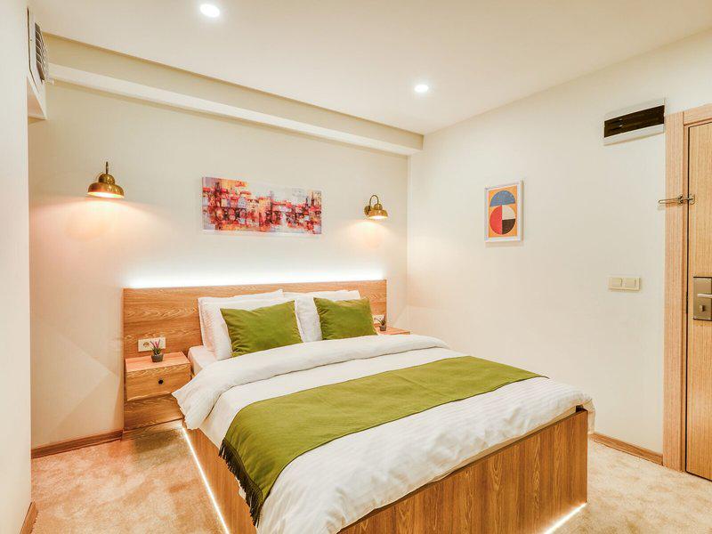 050AA5AD326F396F3BA39C7AE2E73F28