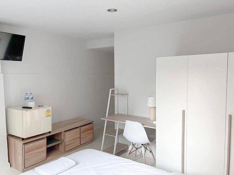 F15BCFF30D3F68E65E480266F2A8789A