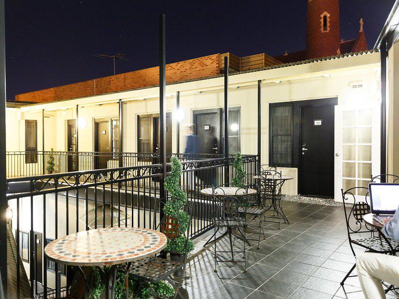 CFA52133E5C672A3A3F42A3744B3D061