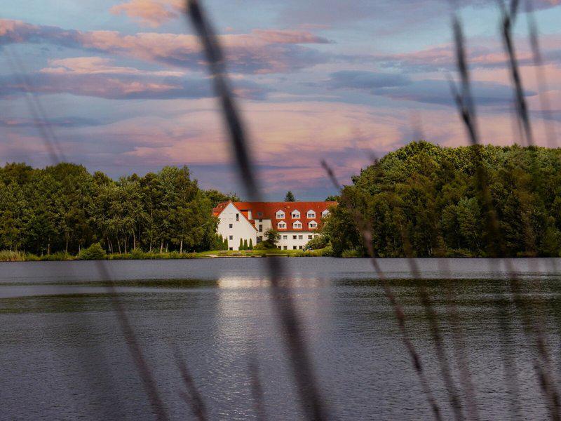 C8054E2EA0DE1C4DFF9BF4281718E807