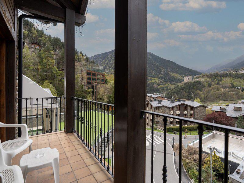 06CA5725500C47E7FEE718DB5E0BCCB8