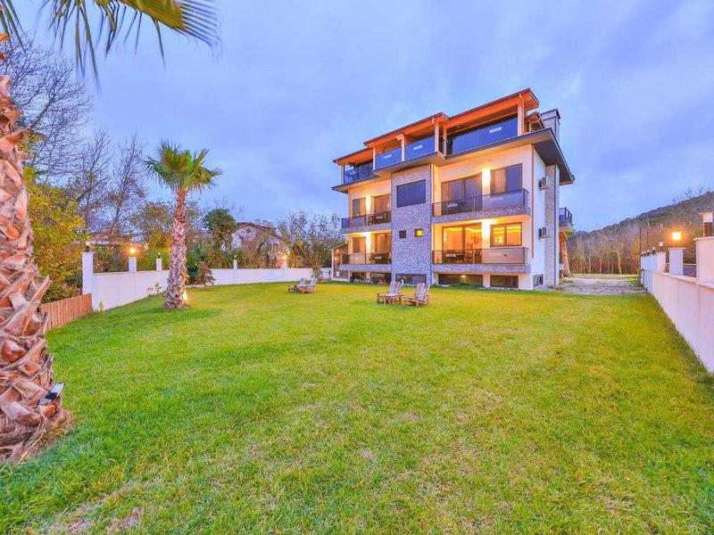 D940BF7B36BCB3623DB7B232106AD3EB