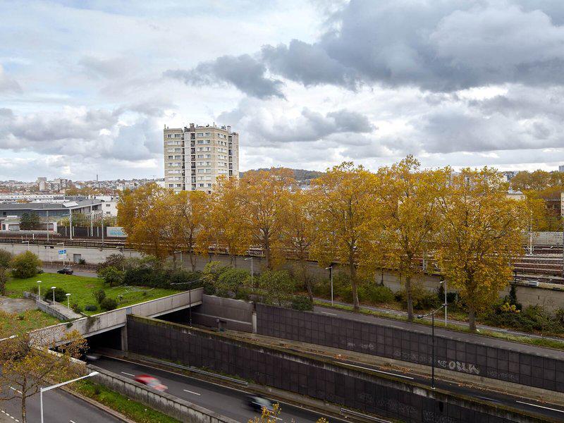 B06EE2FC94DA0F0C61AAC91B7AD1186F