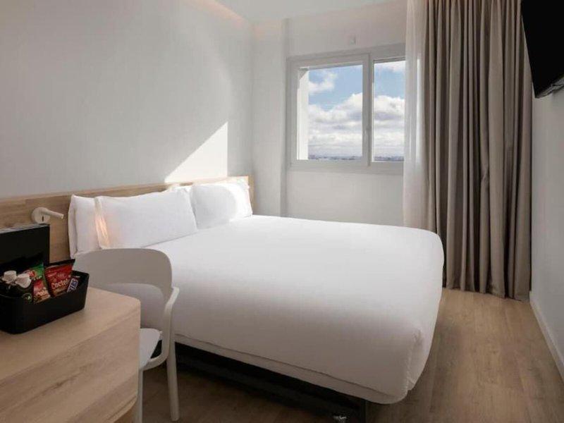 B&B HOTEL Sevilla Bormujos