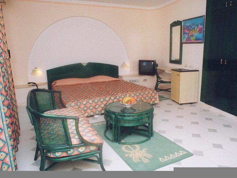 6E7E51444A3AF36963C222ADEB2634B5