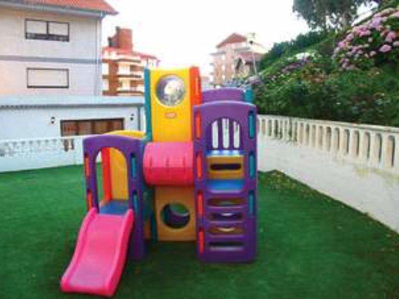 D340842731D500E183549E6B36F74178