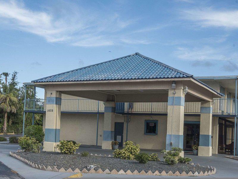 024CF995C6A377269B5C14A87C9B158B