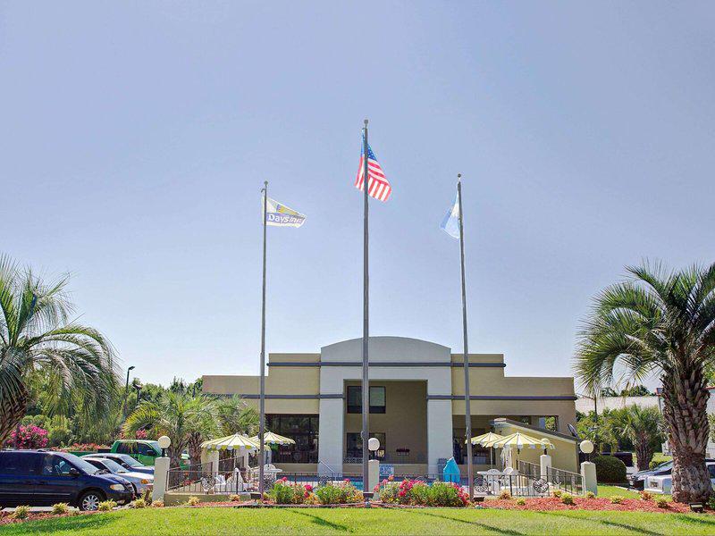 A43F33A2E579429D3999DA7CB32E3873