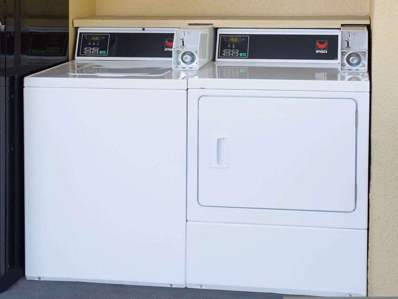 1ADE4FDDA01675797E01B0EBB151DCF0