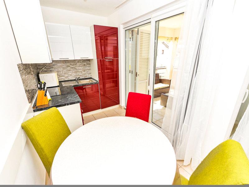 5CC961AC7B74315AC6150C58F2ED9B8C