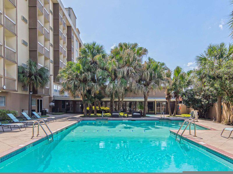 340BB0C2FBC7C95D12B815E56F6777FD