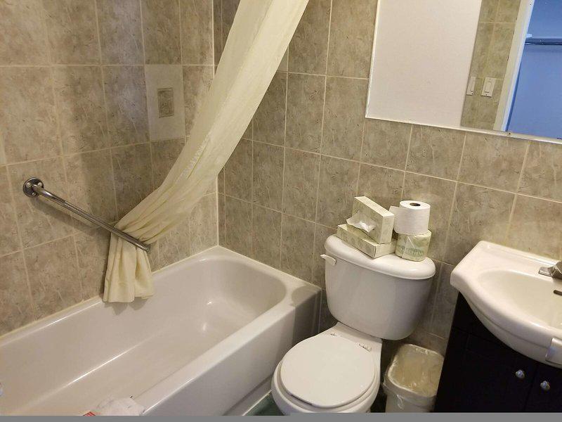 658768C38F868F31338498A2277F4A24