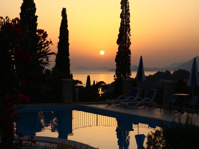 F55AC96F786BAABE1F8E7FC77D8DD7BD