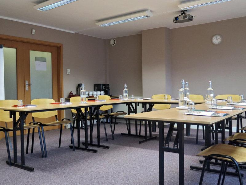 41188880606714BA221132846F23F1E0