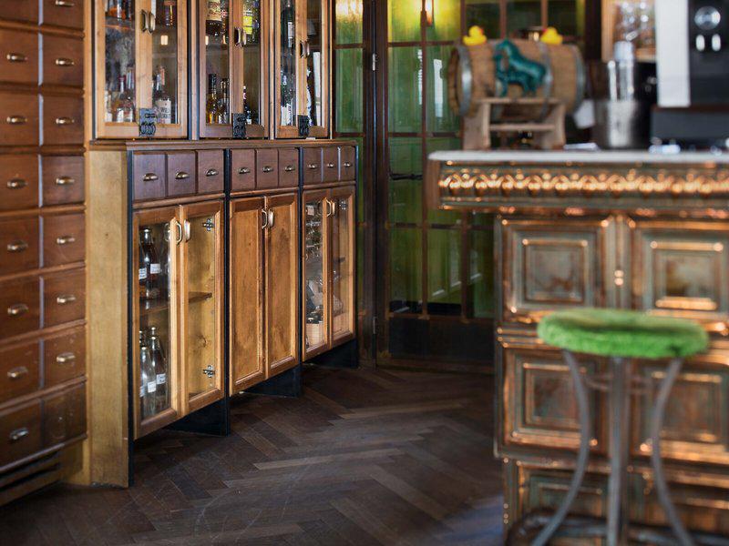 737B464AF5CE4C4EC30E54FE9458A261