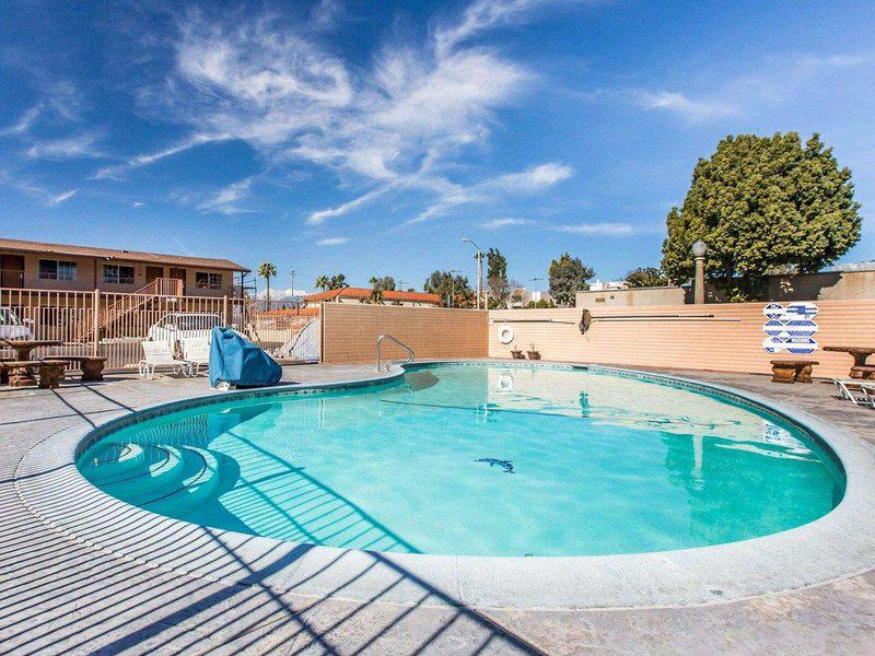 CF1D7F161C584DABBE994A06437EEE4C