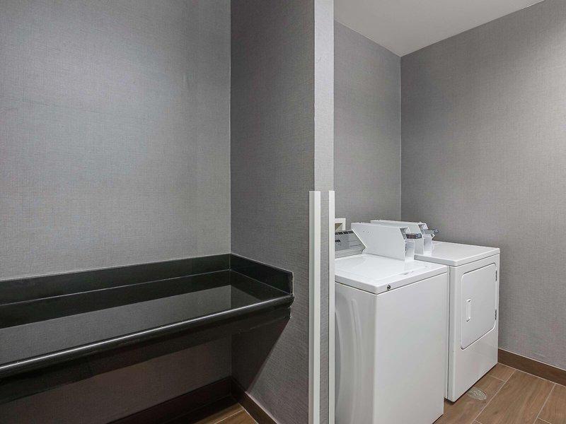 F9102EDE15FCC38AC451C268F28D193F