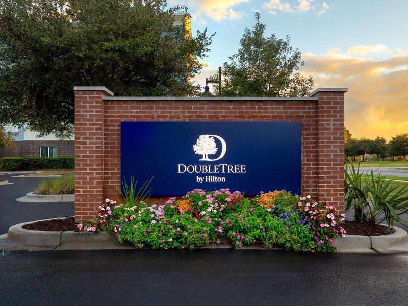 01A3ABA60FB5827DCF99584849E68E03