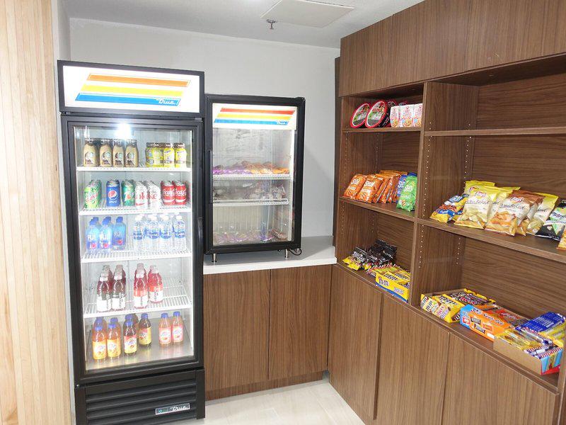 FA5850F4EA1D6FD61C093F5594E9A2F3