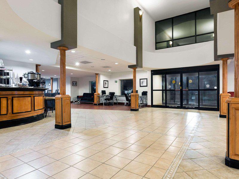 796F297F2B42099F98ABBC7C1CE40D2B