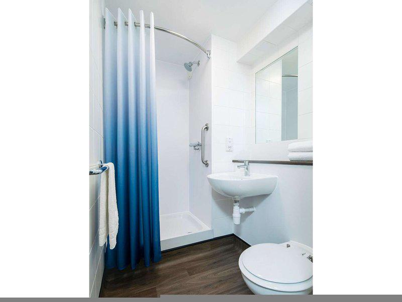 4819CADA15F4297D494F58DC1D448983