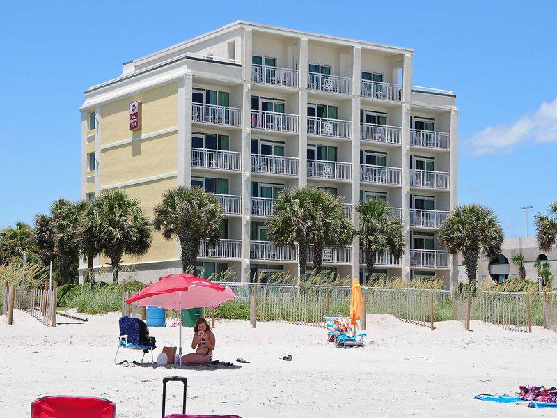 3C033522F507FD03A20B8D50F49AEDC5