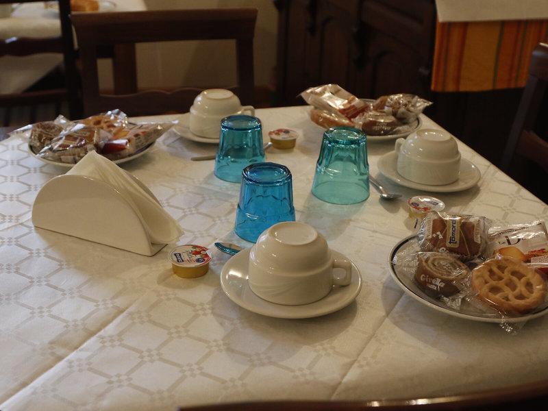 30E44AAA7AAF4F7225A9BF1804514A7E