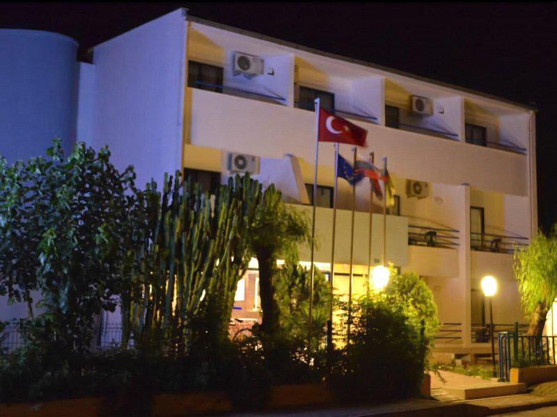 069AC32C4F99C29C24B6A50C4E536F46