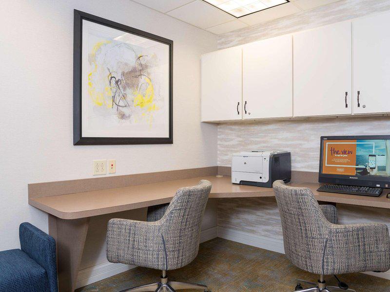 B2B03E44A9FD65A9792843C33DAE0D2E