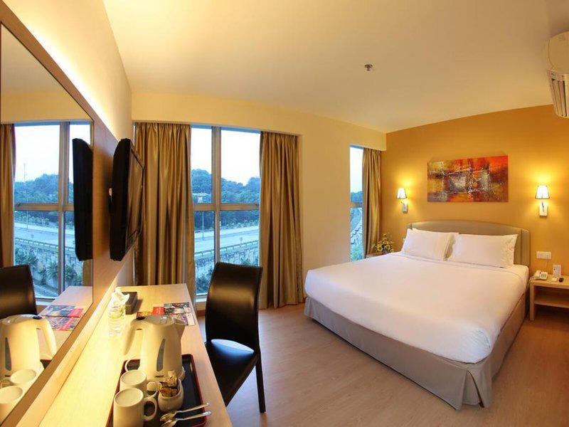 7C90A159029EE4091F5946F5517BE3BB