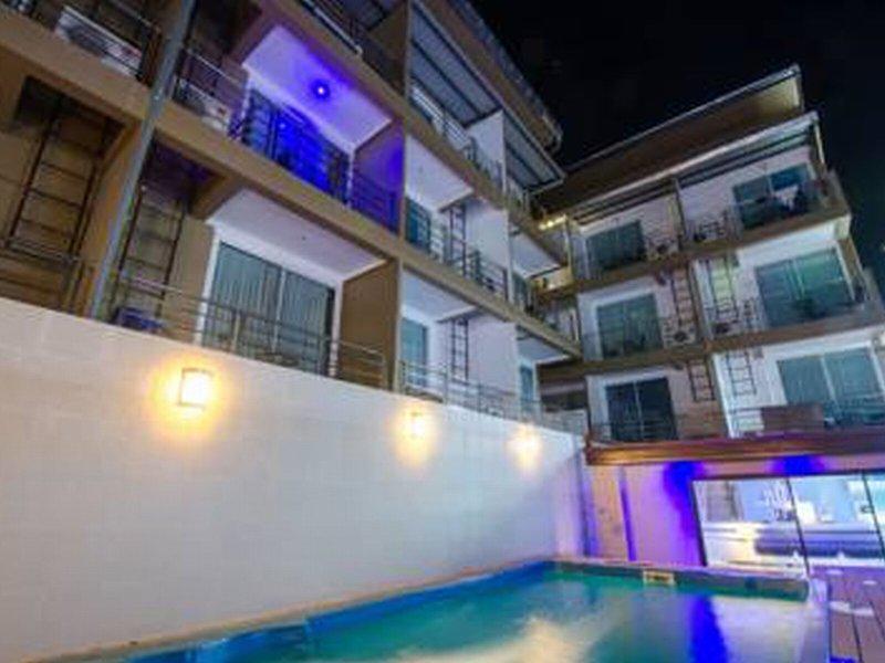 02180072F9AC35B7C78BBED5BAA7EA77