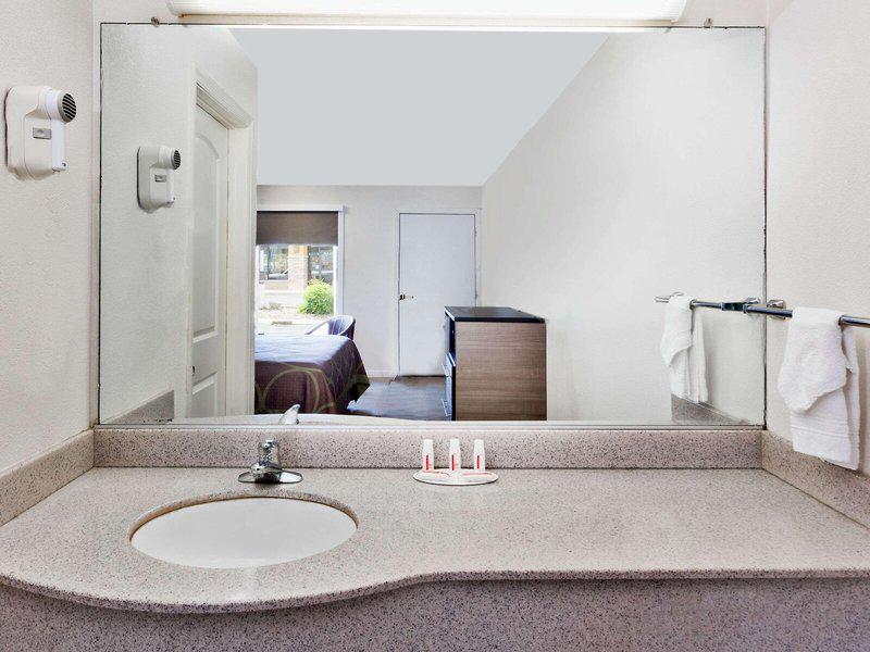 F138314454569740CA2D4724D8C35D7D