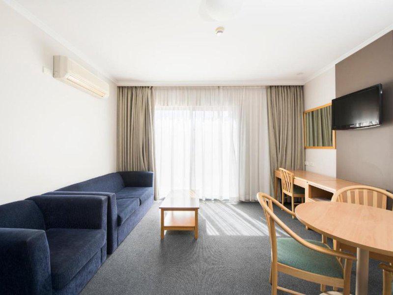 F8667162A52379EB794210CEC92176A7