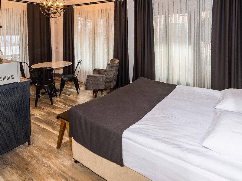 3AB139783ADF287835C95CBCDA5EA0E7