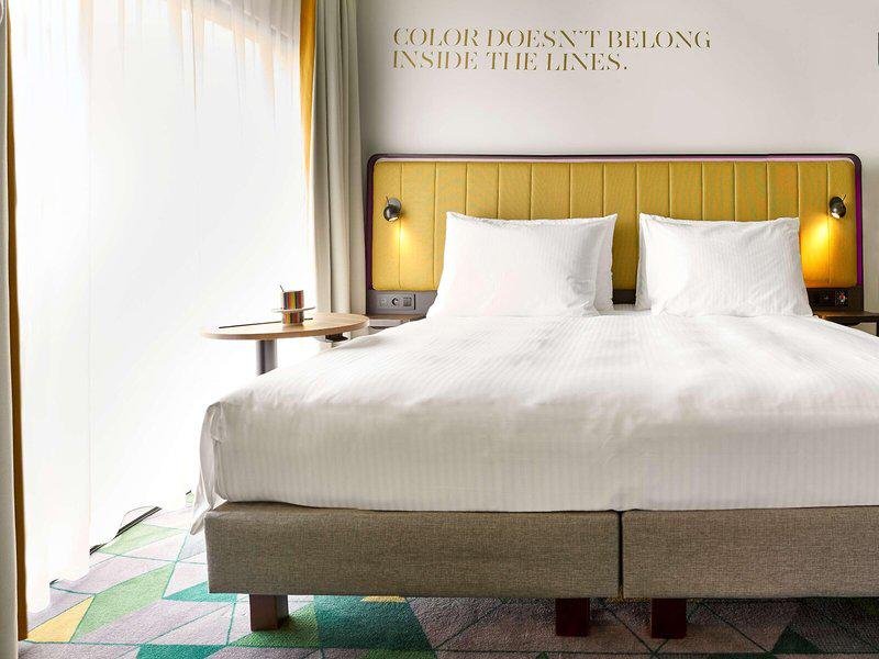 FD7DFE71782ACBE8484DFFEFBC8B1606