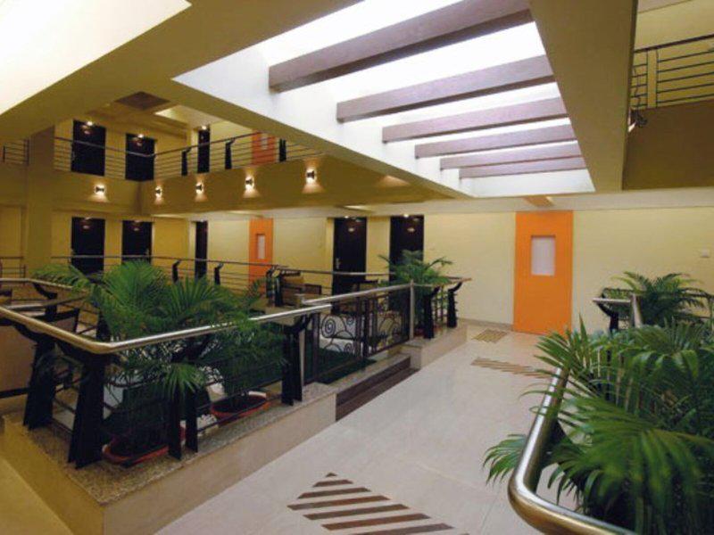 792DA70733E039FD9D75E84E50D4474C