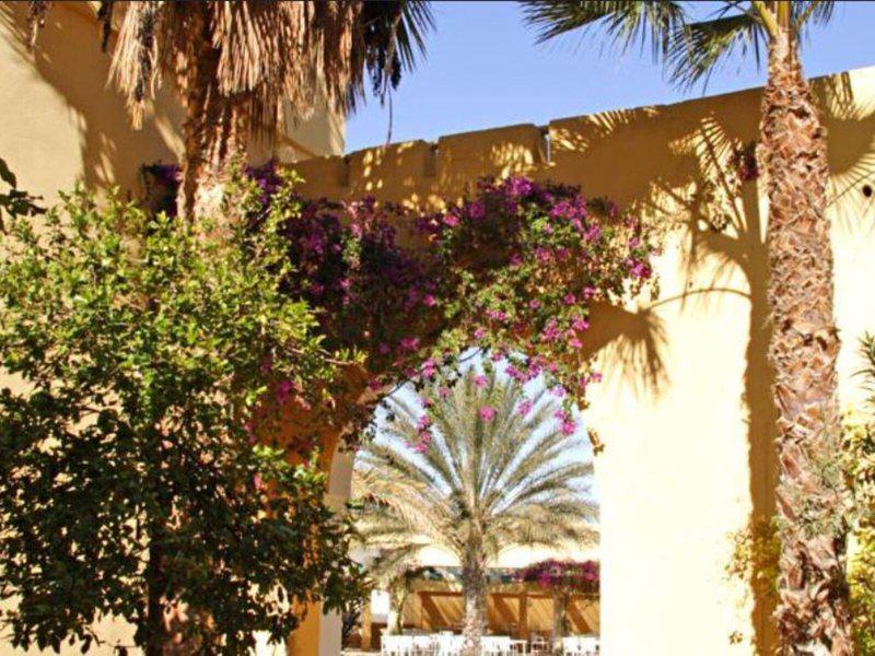 701A1EDEC4403A6E36C827D1A4AD8FD9