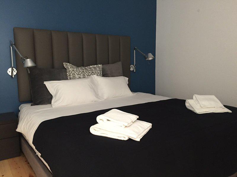 F8F590FB579623075A3F126D70790938